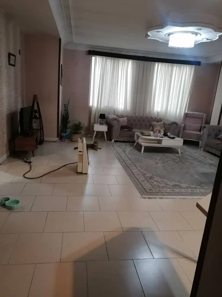 واحد ۹۰ متری سنددار
