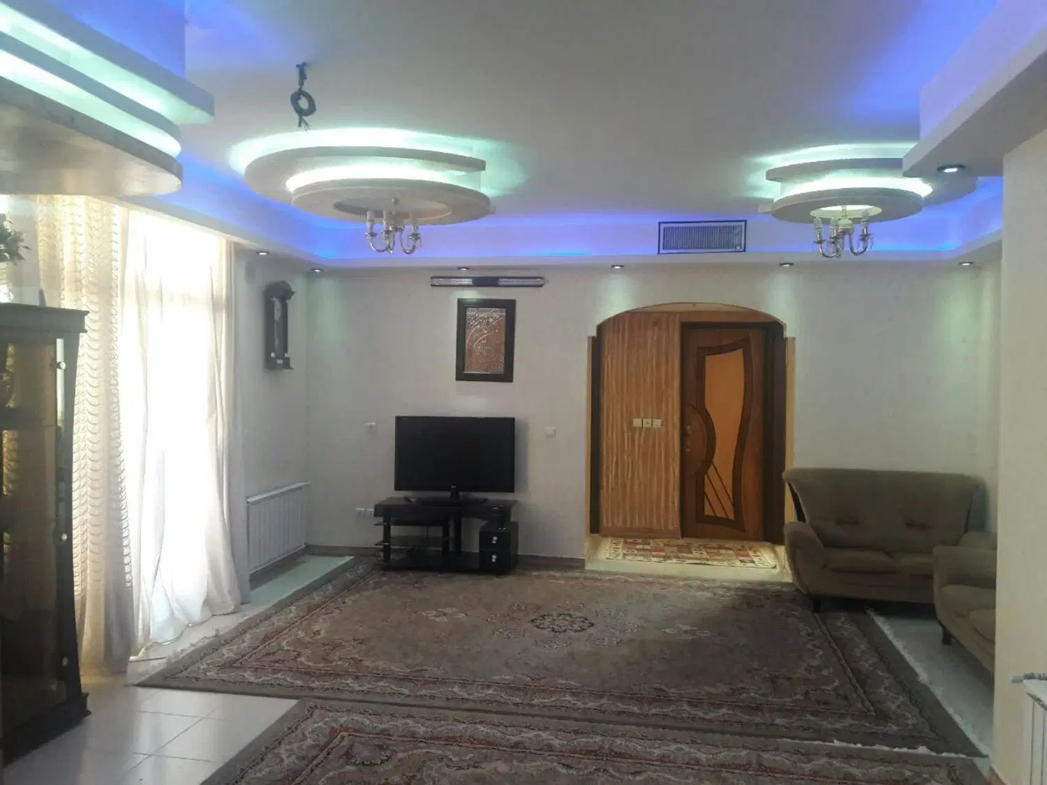 101 متر اپارتمان دو خواب قیمت منطقی