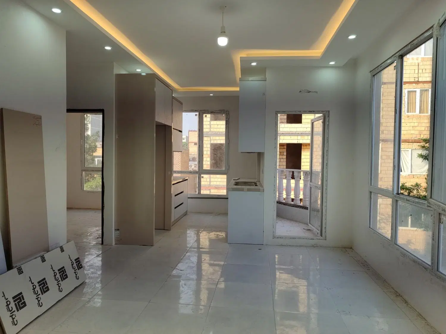 اپارتمان ۸۰ متری دو نبش