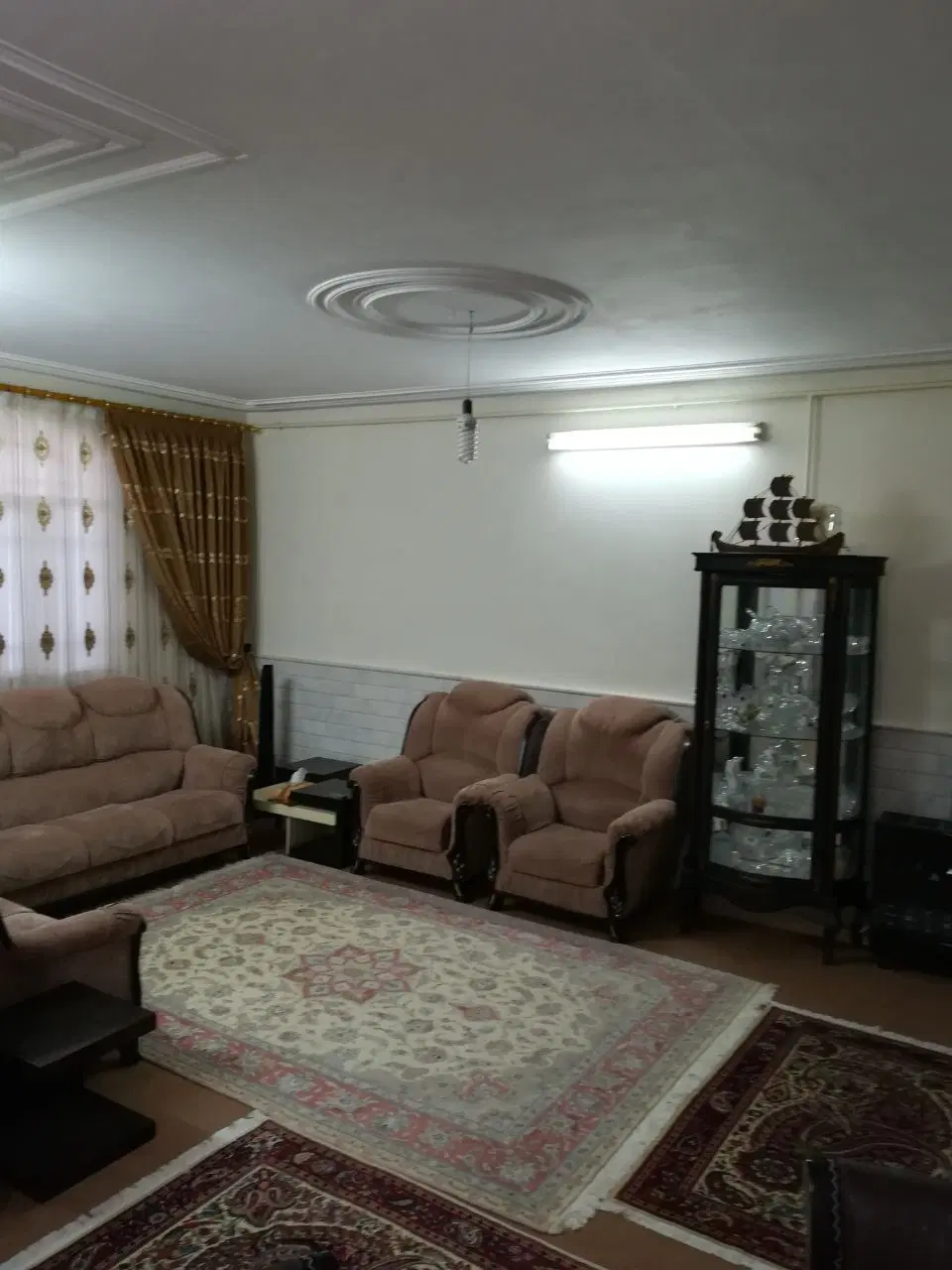 اجاره ویلایی دربست دوطبقه