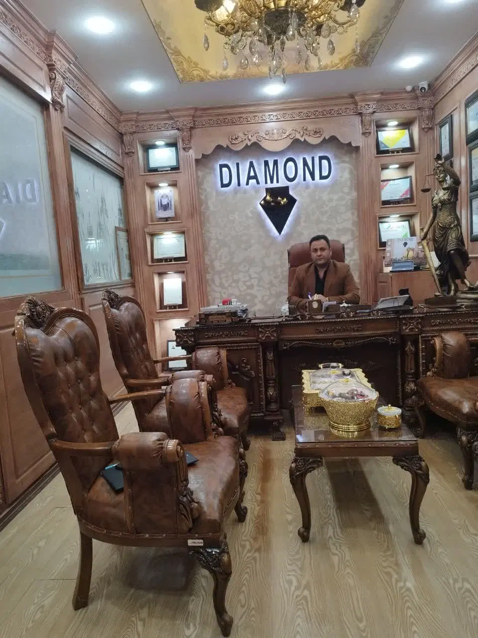 280 متر تجاری خور سه نبش الهیه
