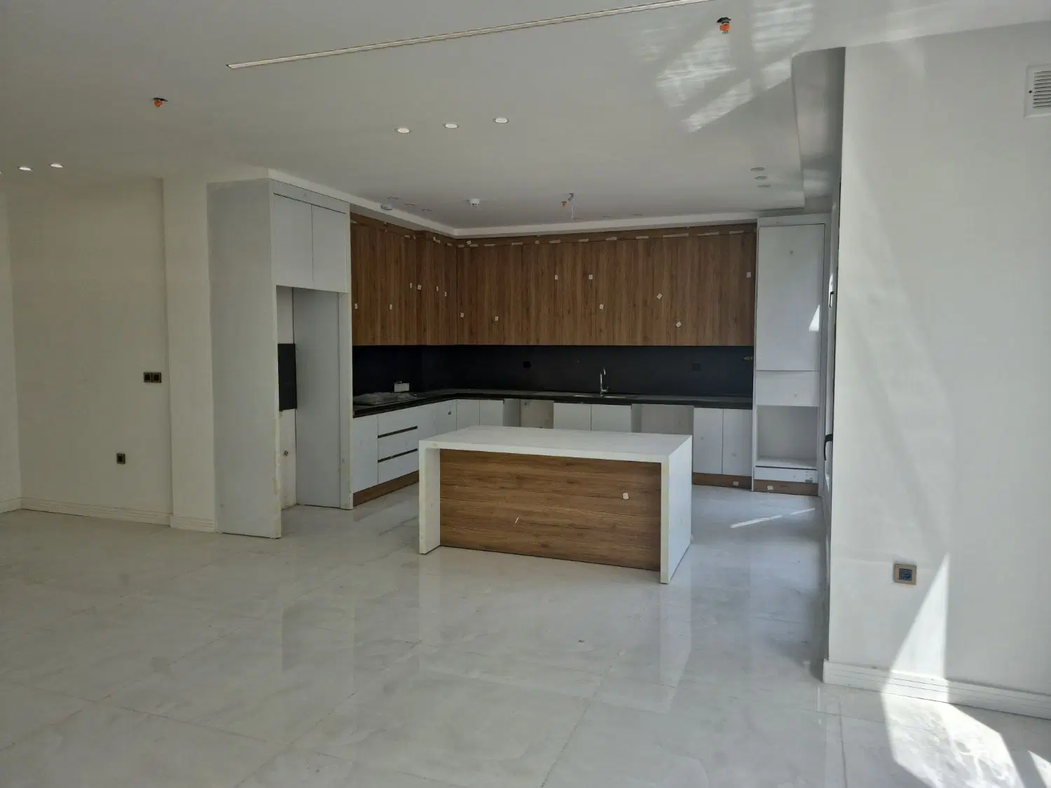 اپارتمان صفر رهن کامل