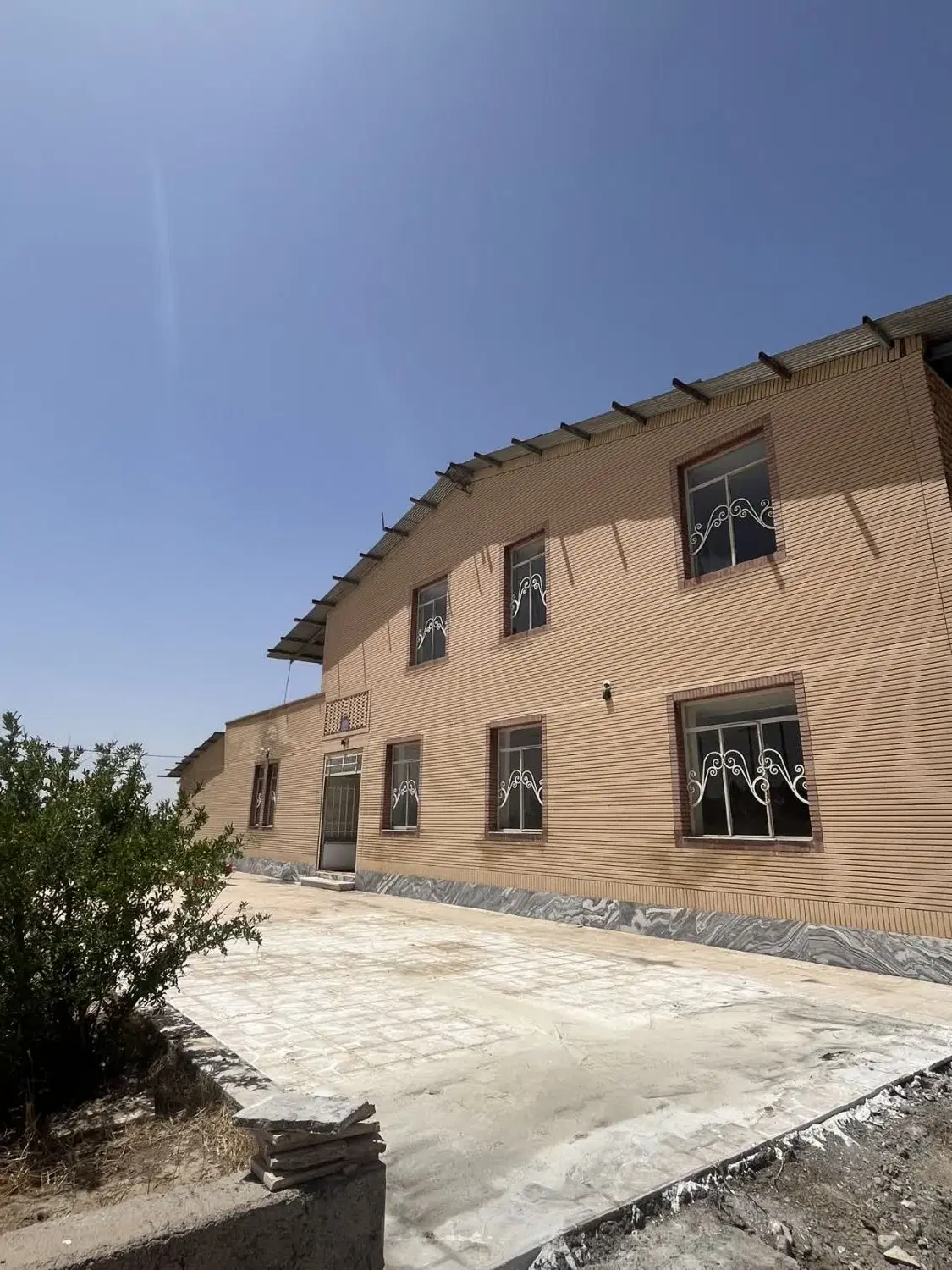 سوله کامل صنعتی در شهرک صنعتی بردسکن