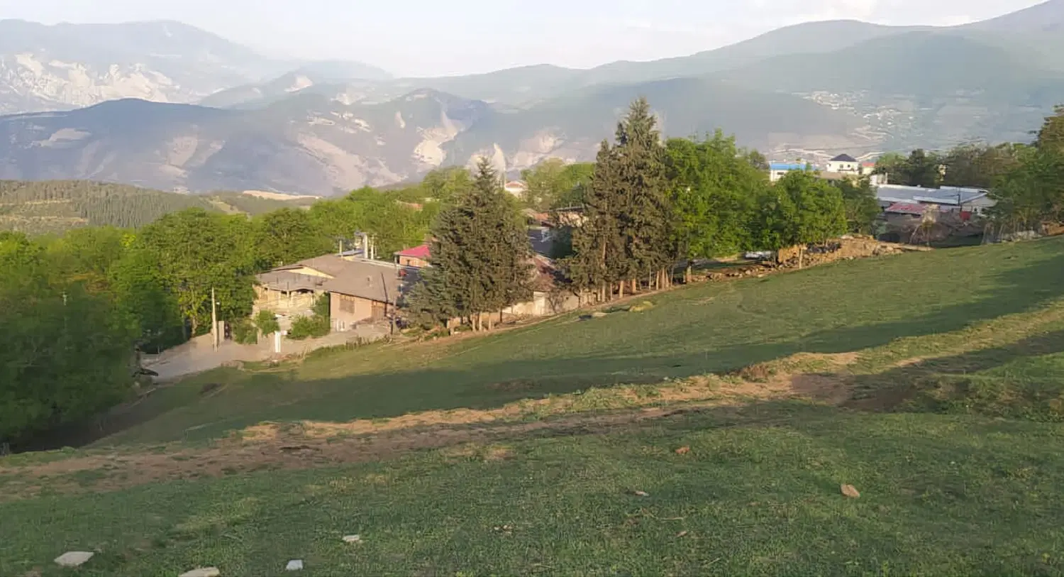 فروش زمین ۳۰۰متری