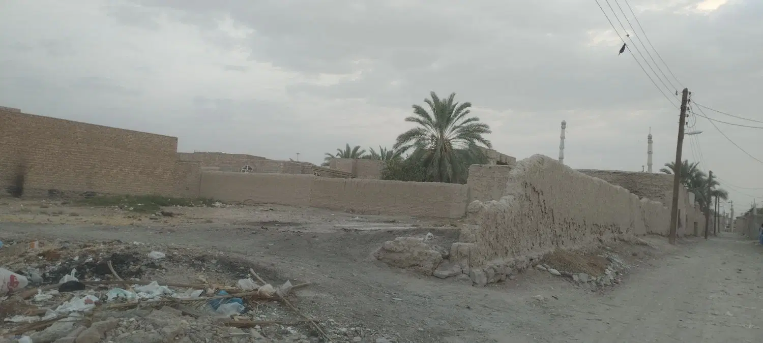 زمین فروشی