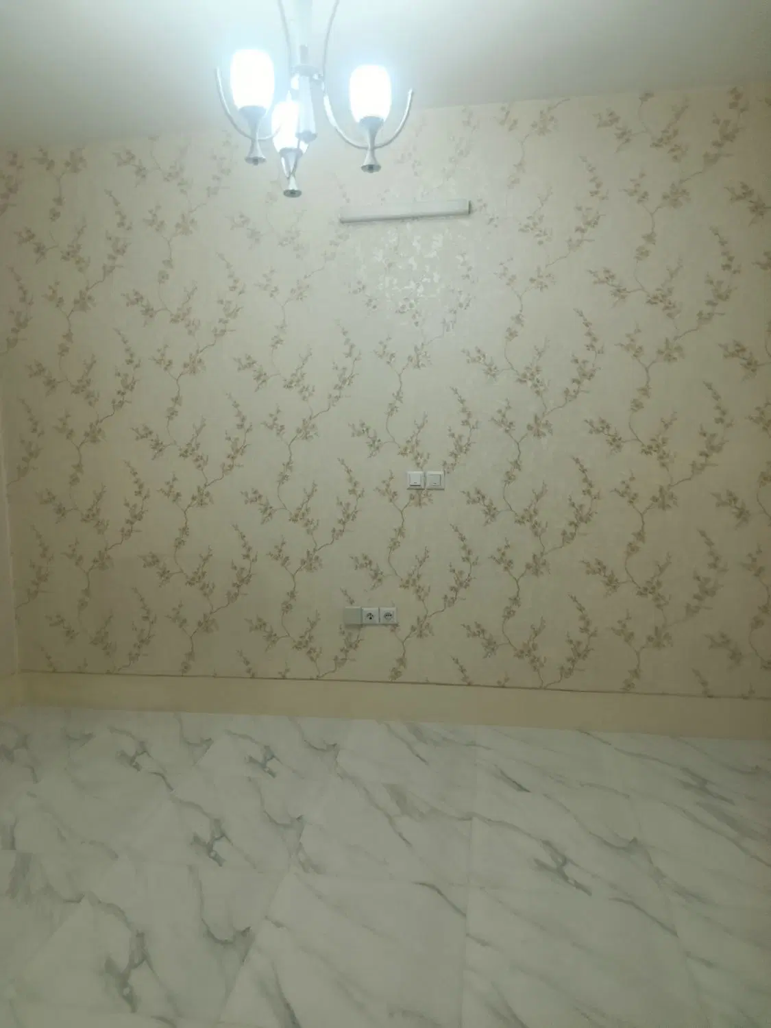 اپارتمان۱۰۰متری اقایی