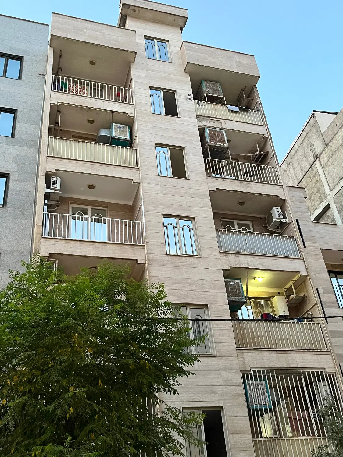 واحد ۶۰ متری سنددار