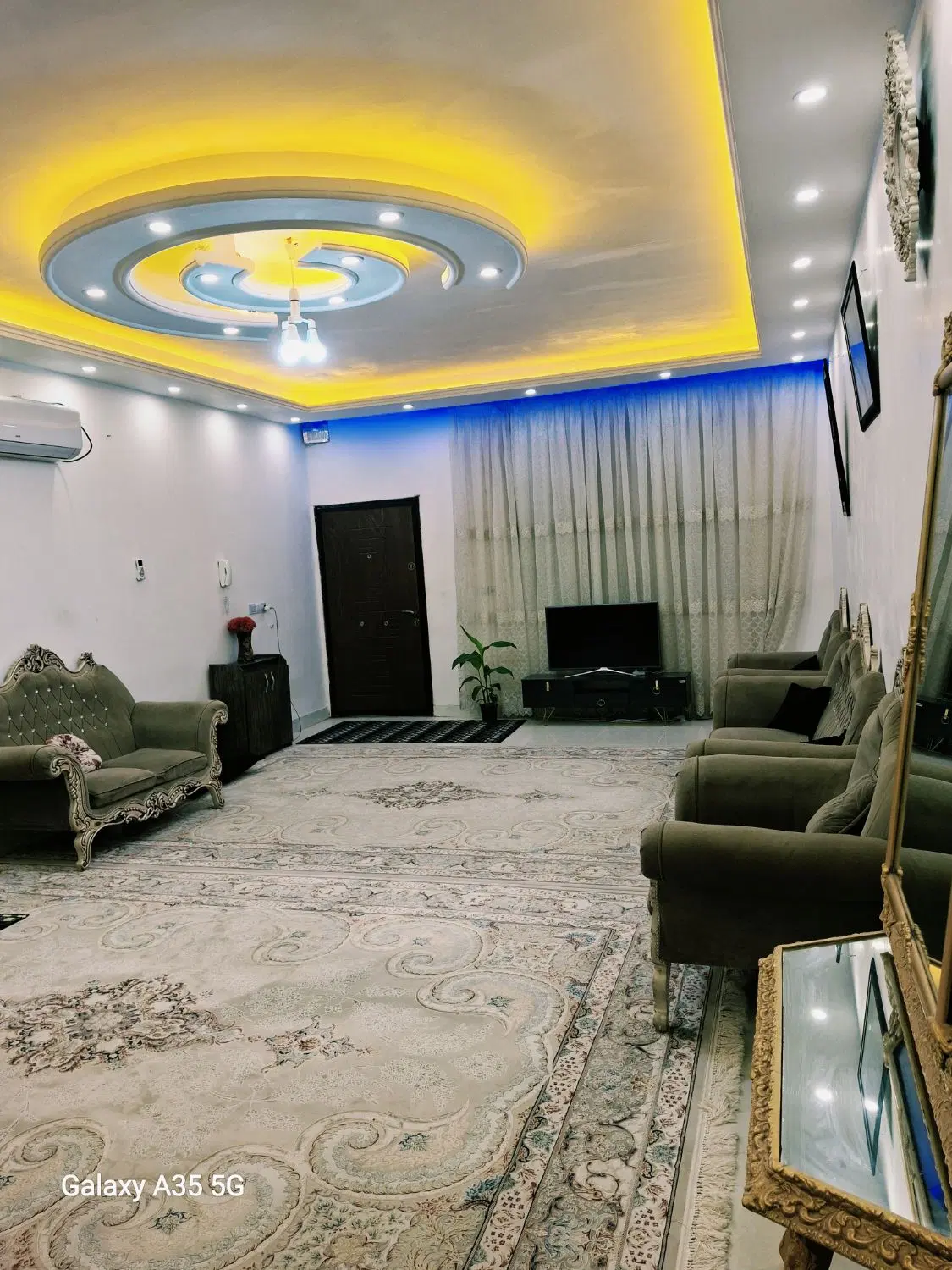 منزل مسکونی