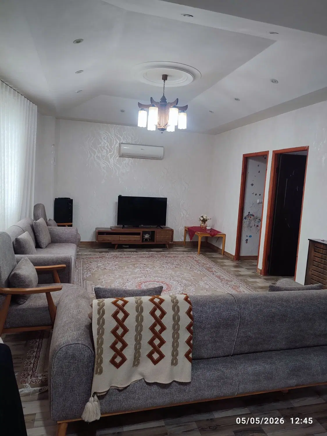 واحد فروشی در میدان چای