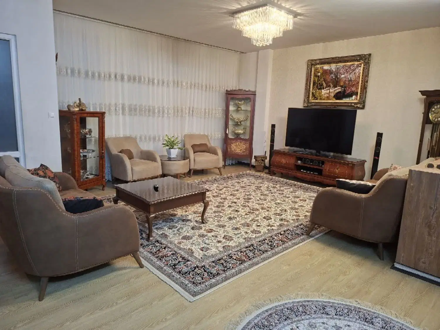 آپارتمان ۱۰۰ متر فول امکانات