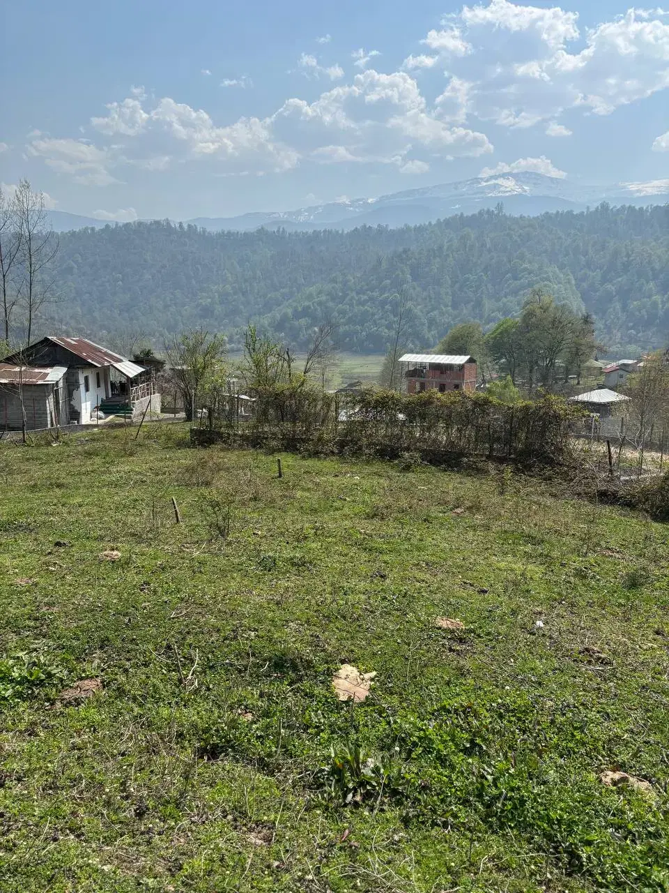 زمین فروشی