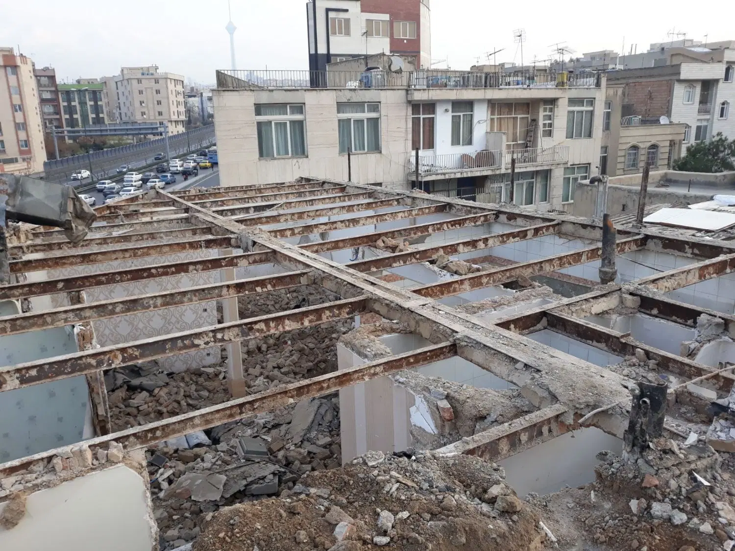 مشارکت در ساخت 