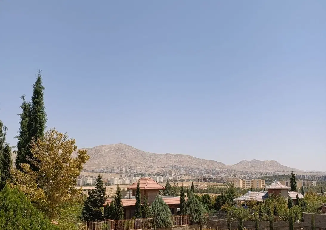 زمین باغ شهری دادگستری صدرا