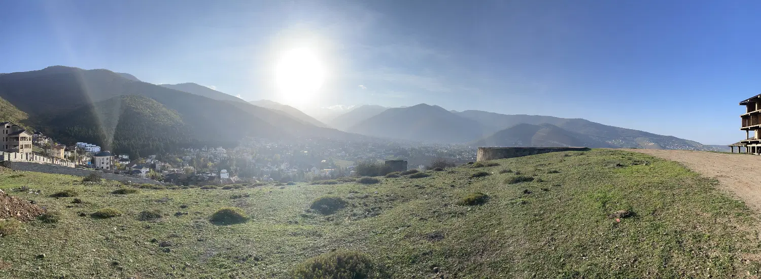 زمین باغ