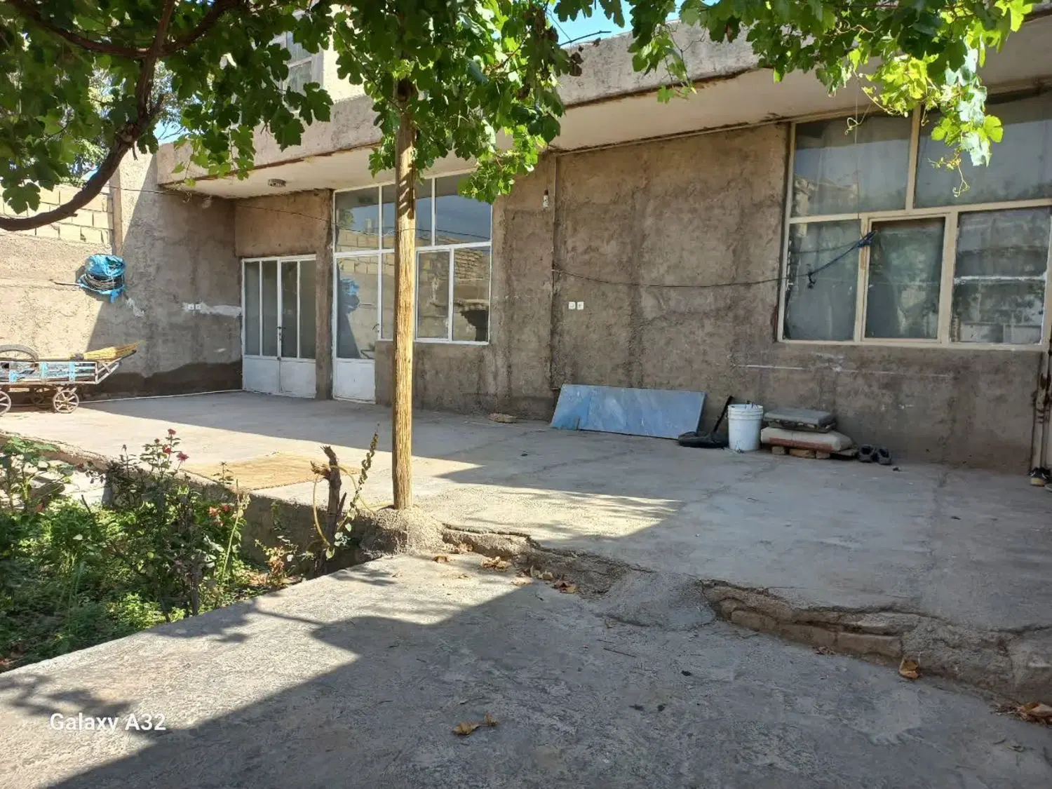 ۲۳۰ متر خانه سند دار  ب فروش میرسد