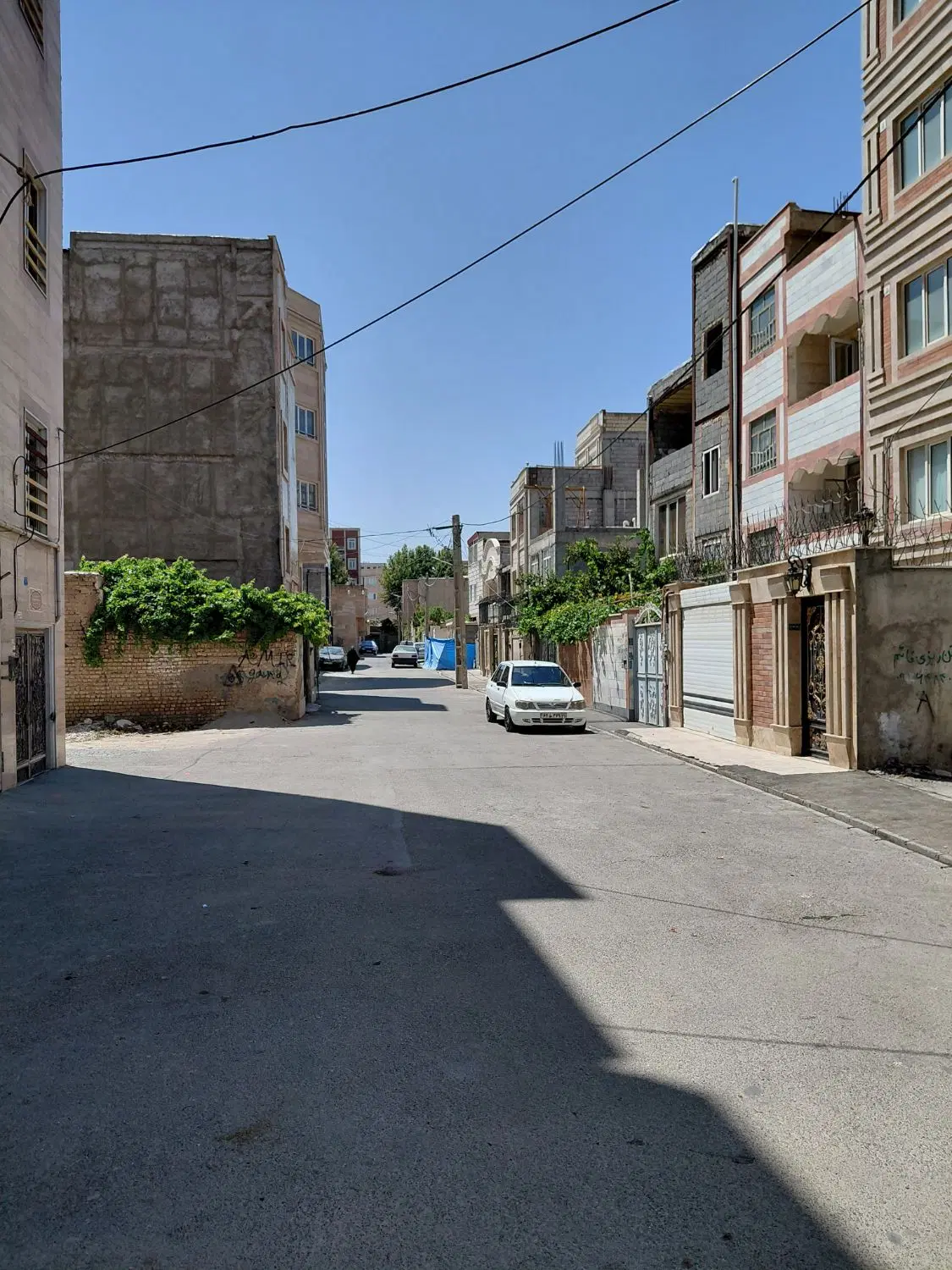 زمین مسکونی