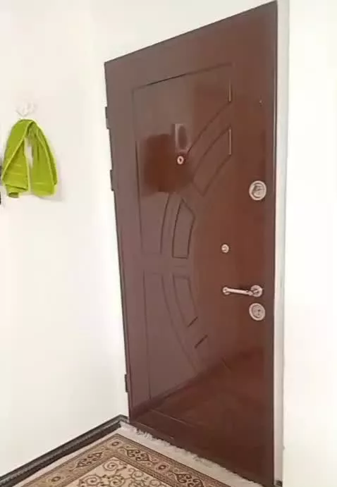فروش آپارتمان ۱۵۰متر خ۵شرقی فلکه اول گوهردشت