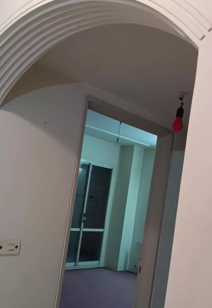 فروش اپارتمان مشتاق (جی شیر)