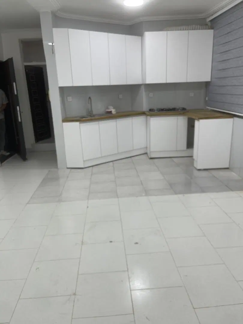 فروش یک خواب گلشهر جنوبی بر خیابان حکمت
