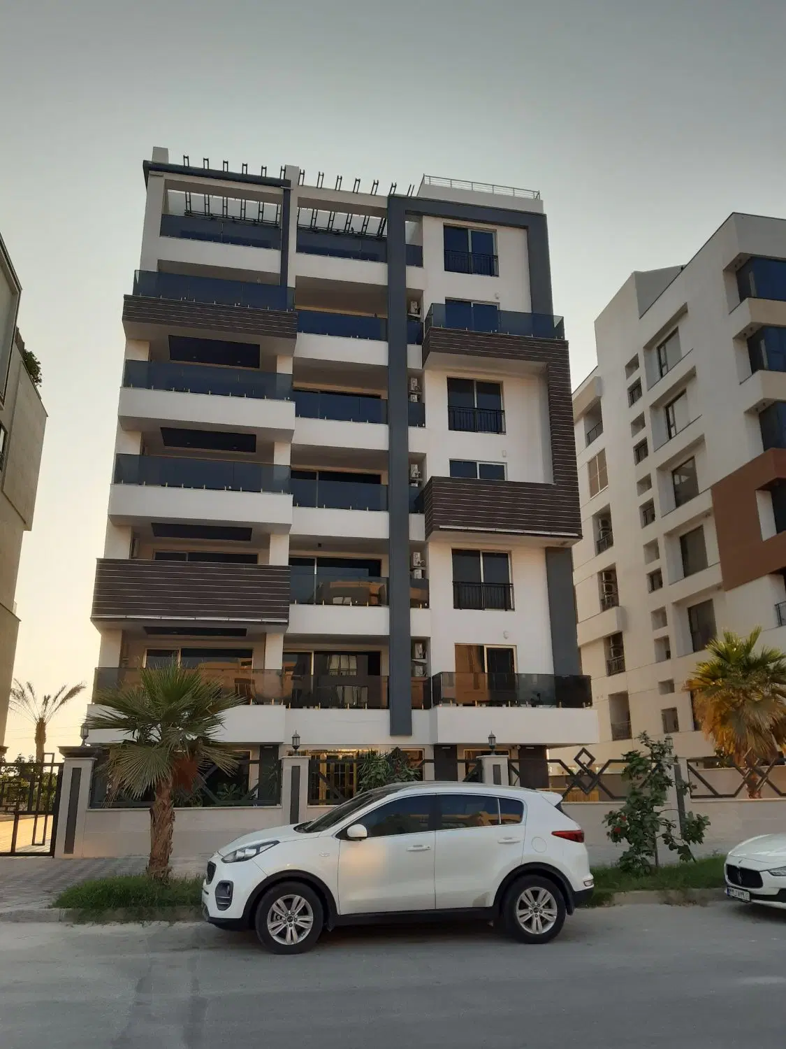 فروش آپارتمان فاز 7