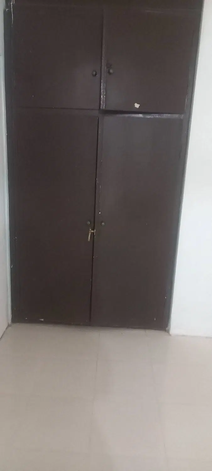 ۶۰متر همکف درب ورودی مستقل