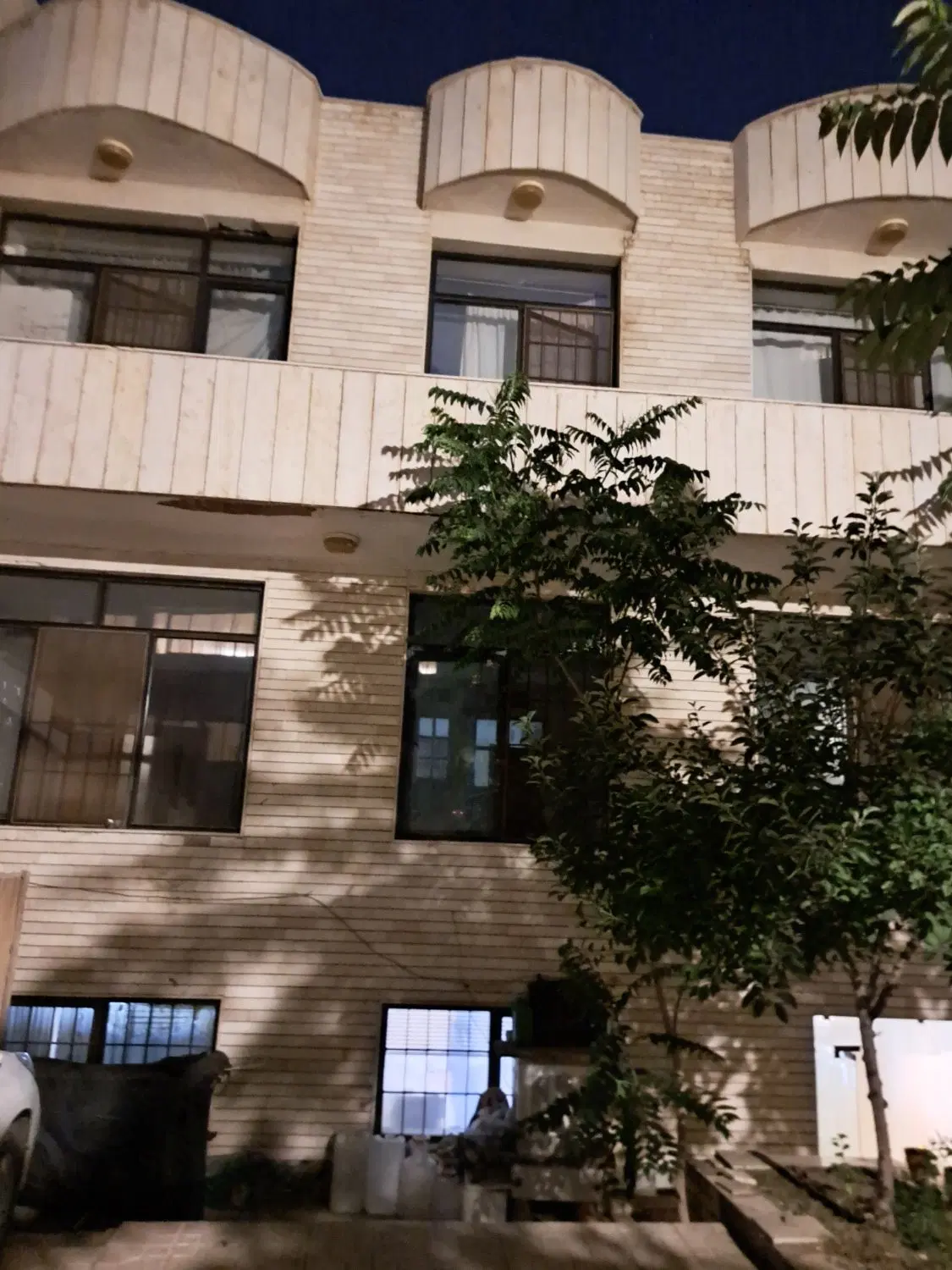 ۲۵۰ متری ویلایی پاستور۷