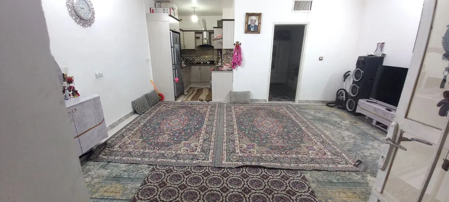 خانه ۷۲ متری ورامین