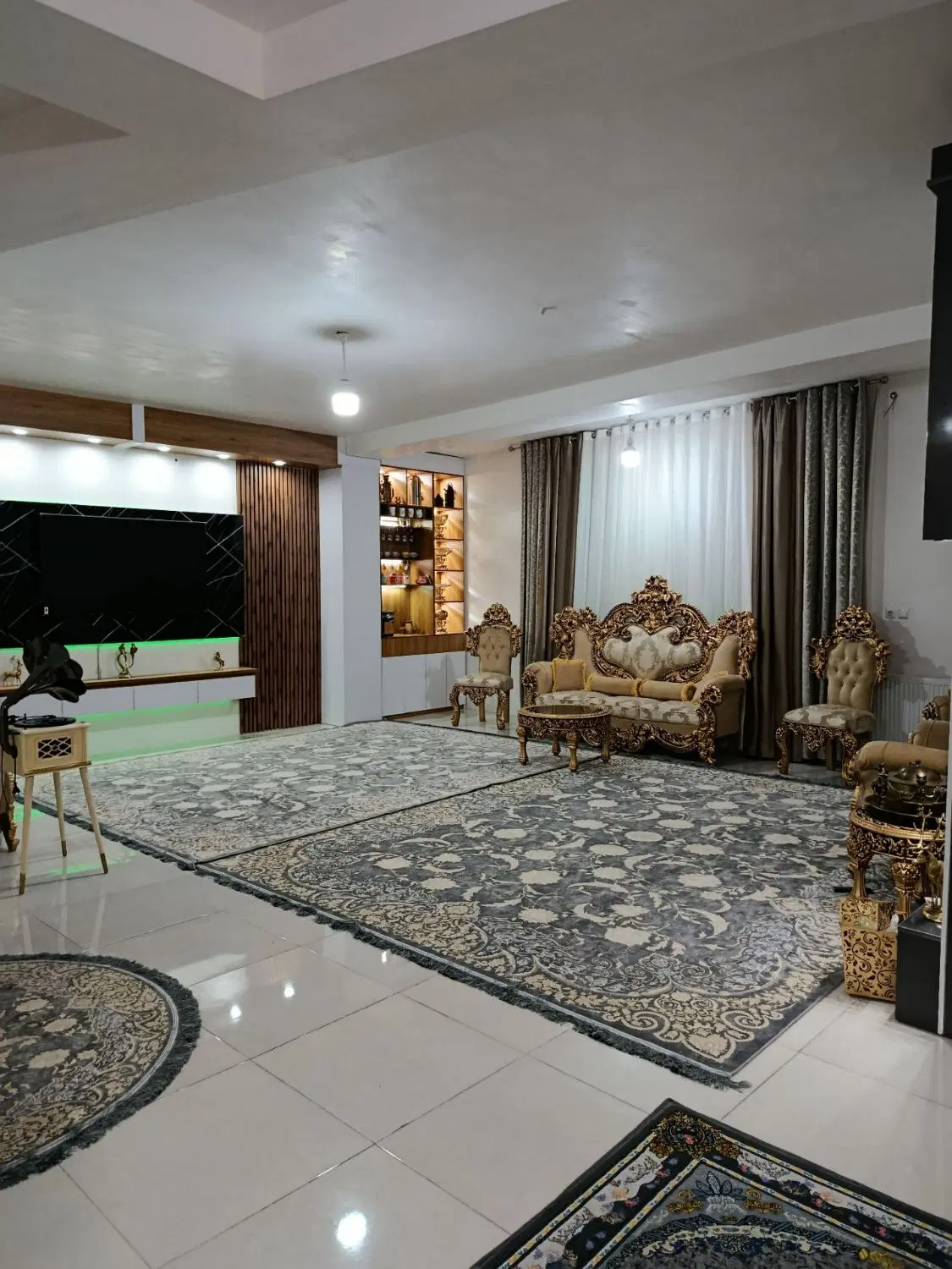 خانه تک واحدی شهرک دانش172مترجنب آتش نشانی