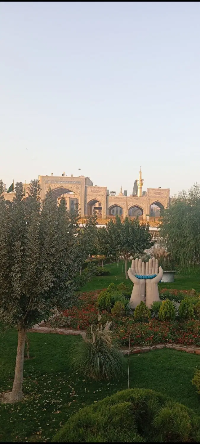 ساختمان سه طبقه گویم شهرک زیمنس