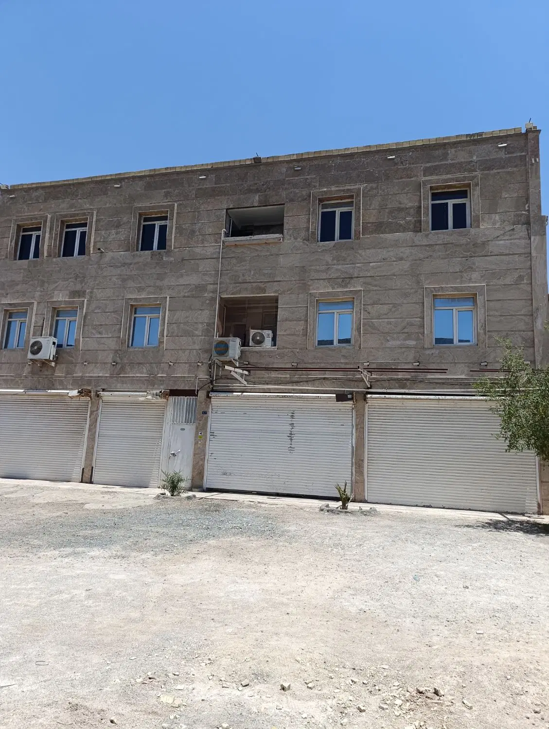 مجتمع مسکونی تجاری