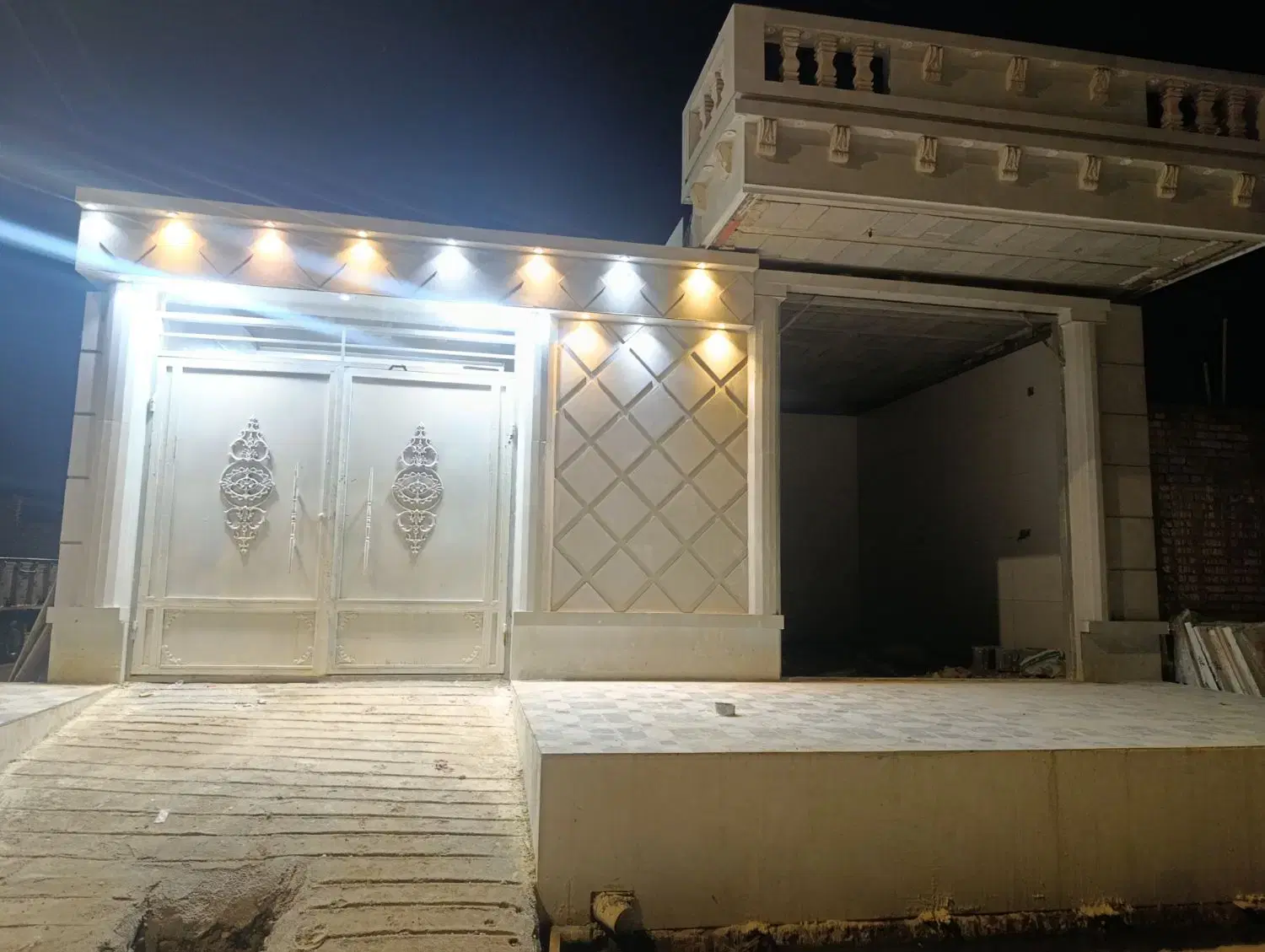 خانه ۱۰۰ متری قلعه چنعان