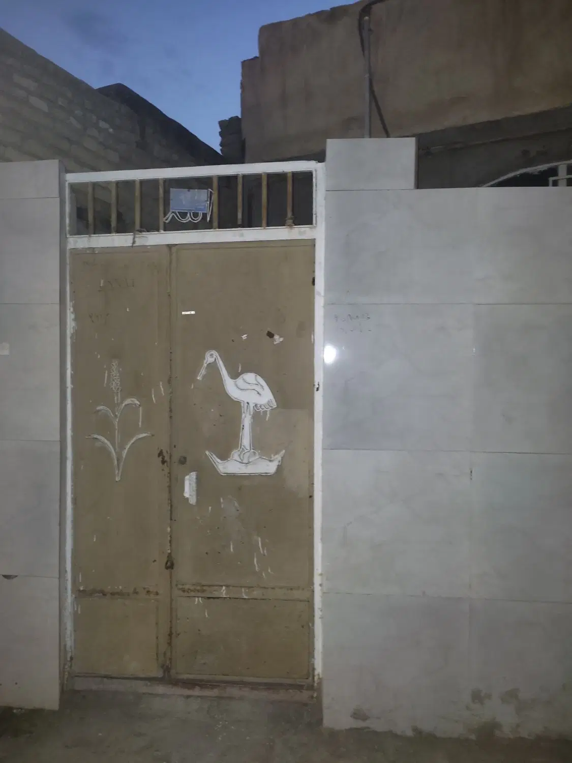 اجاره دوبکس امام ۸ هاشیه خیابان پلاک ۹