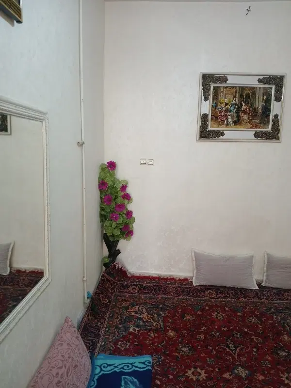 53متر خانه ویلایی پشت قواره در خیابان طالقانی