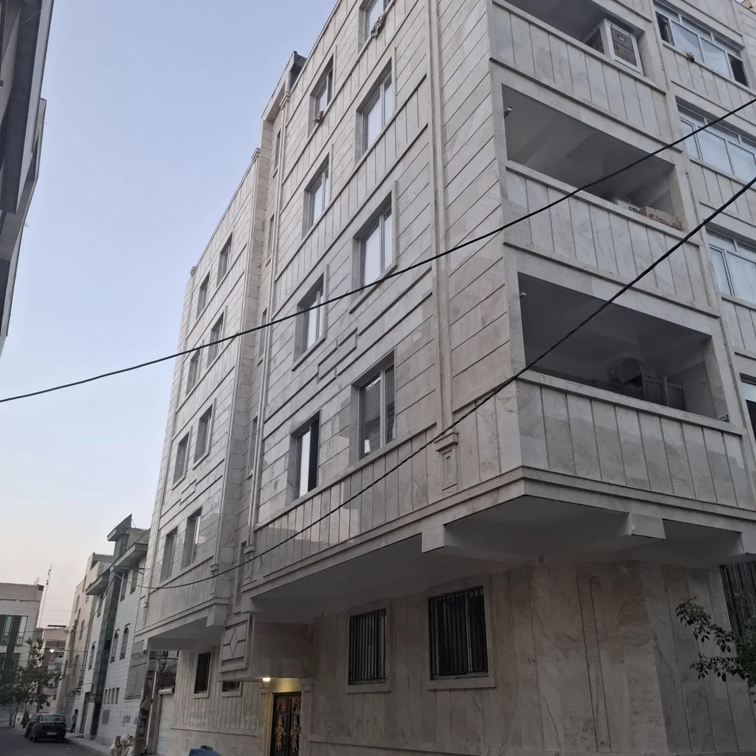واحد 95 متری نوساز