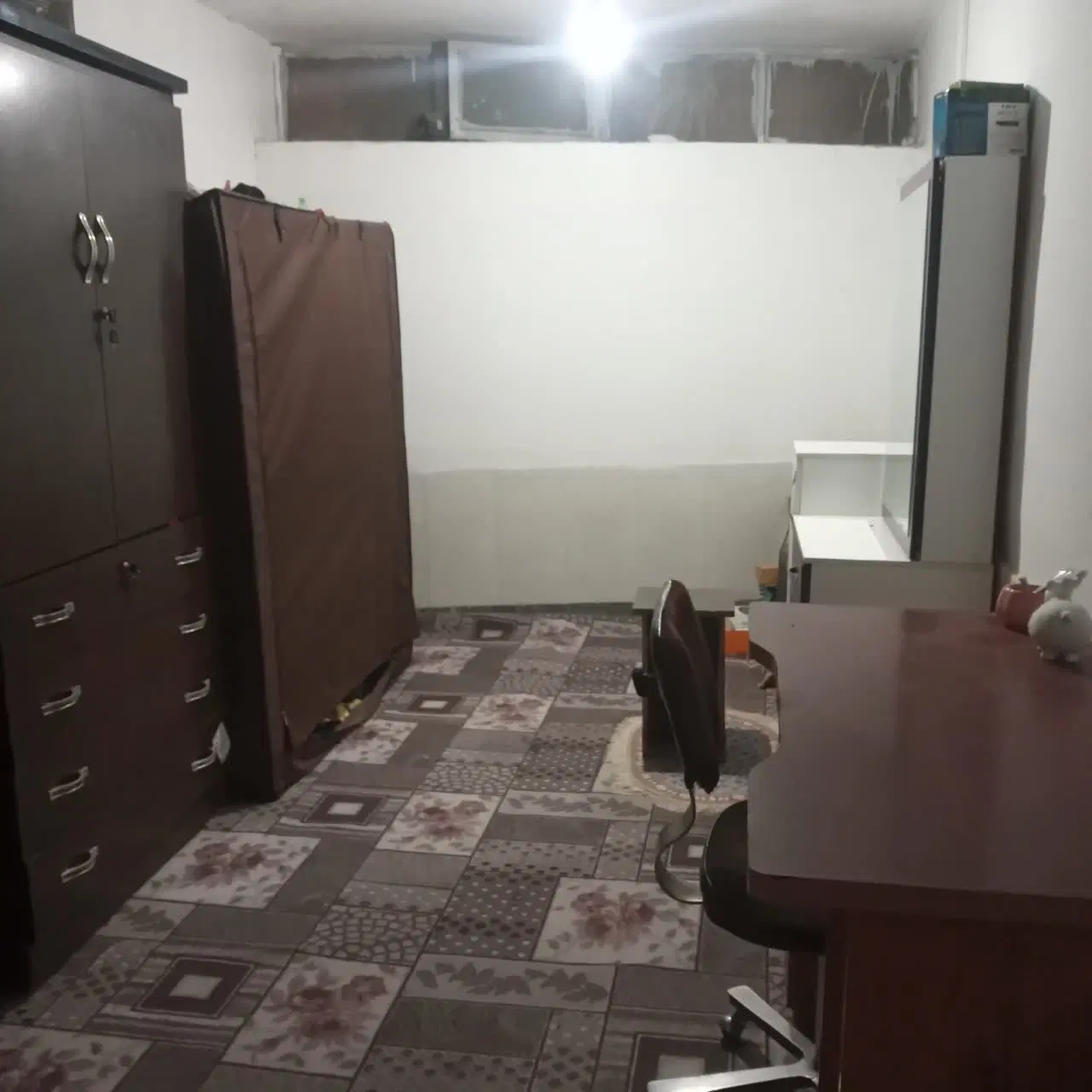 زیرزمین ی خواب
