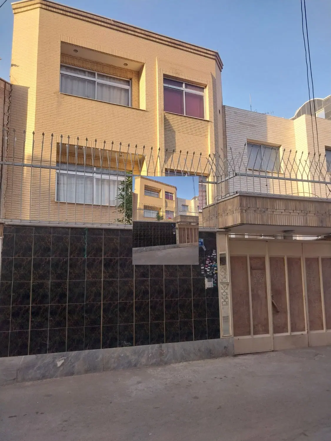 فروش منزل ۳طبقه خیابان مولوی کوچه شهاب۱۱ پلاک ۱۱