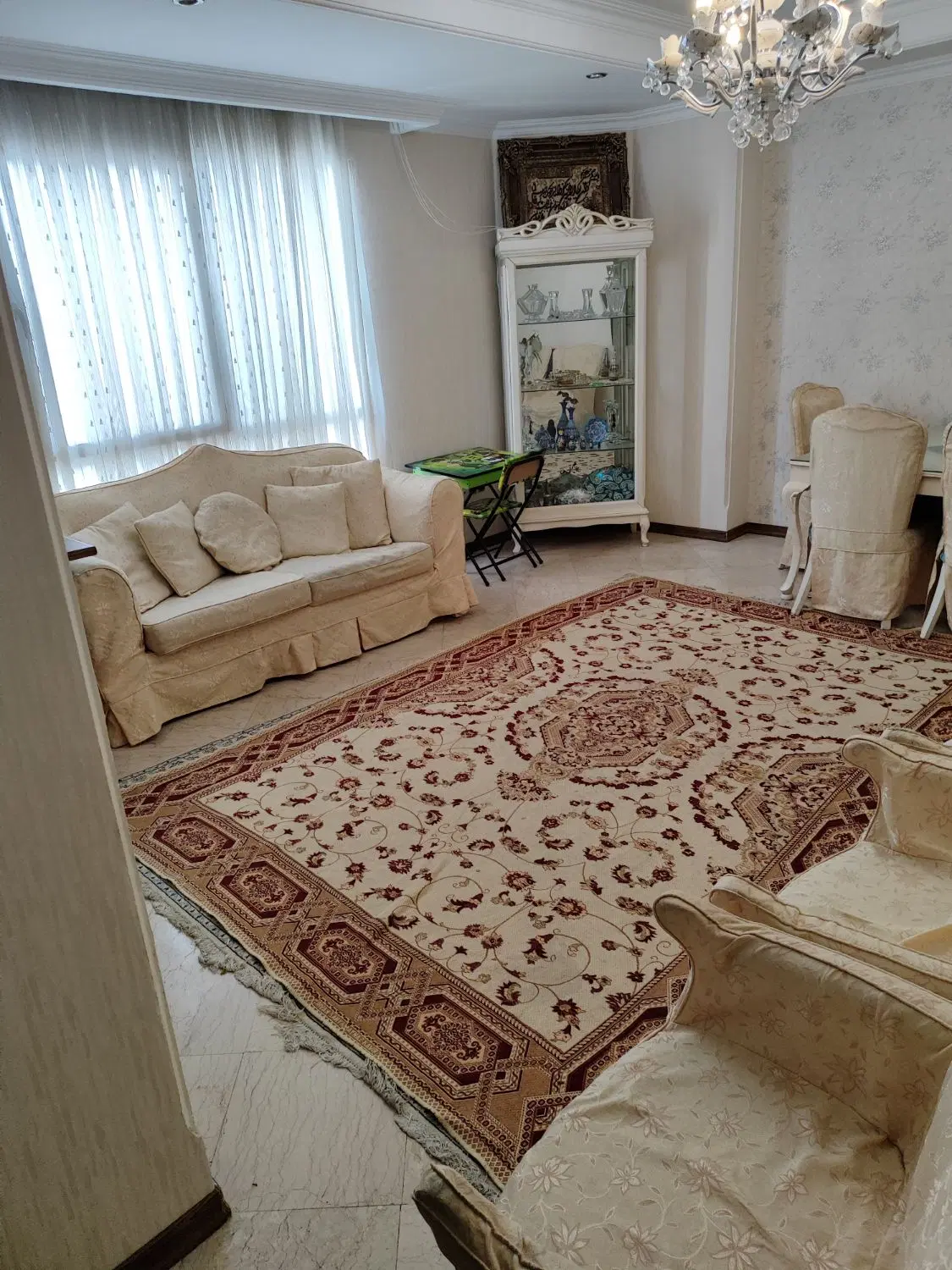 آپارتمان ۸۰ متری لویزان