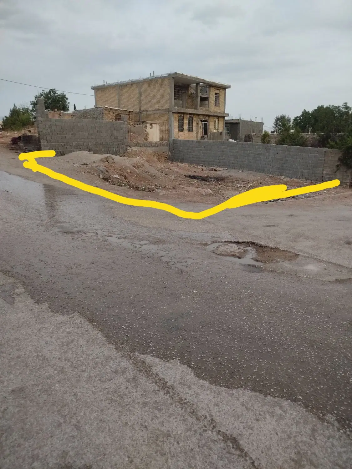 زمین دونبش پروانه دار روستای مزدک