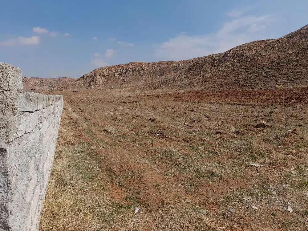 زمینی ۱۰۰۰ متر در آرپادرسی