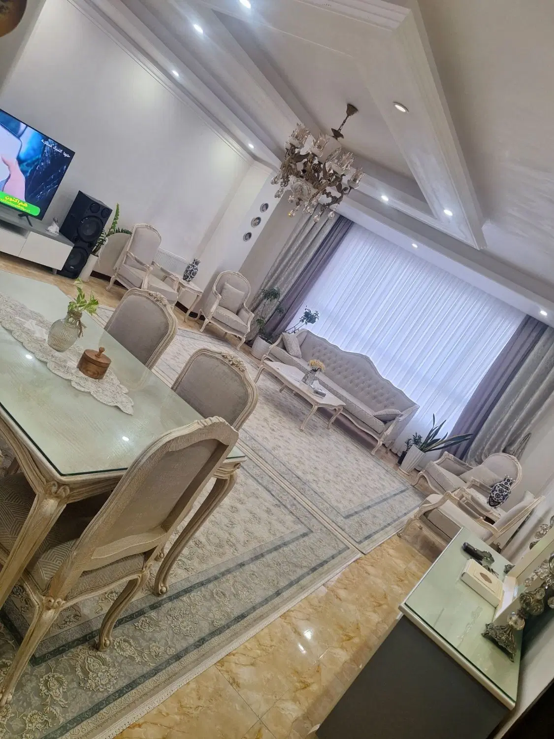 ۱۰۲مترگلستان نسترن۹روبه نمامعاوضه با ماشینم دارم