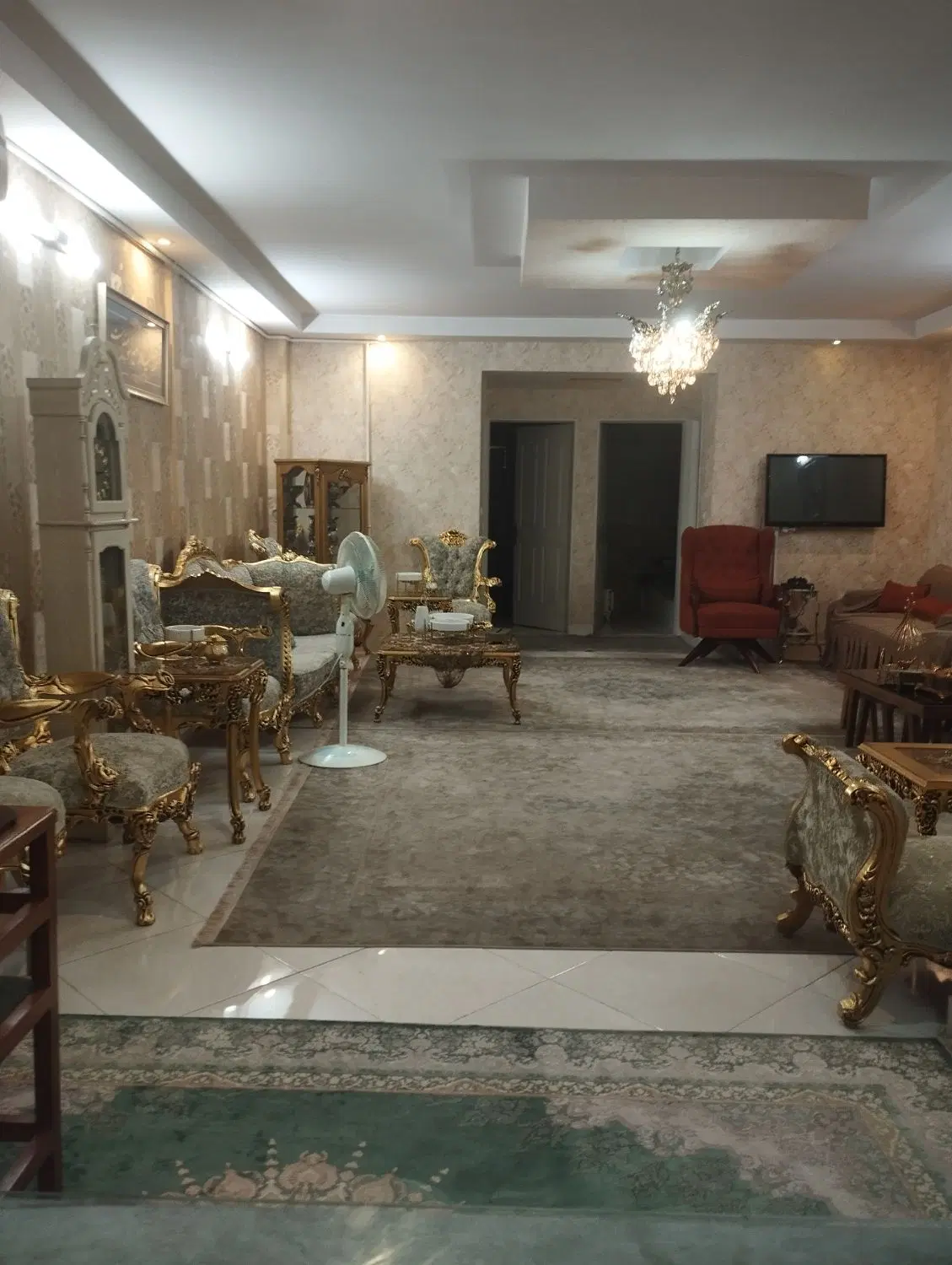 آپارتمان فوق شیک و مرتب