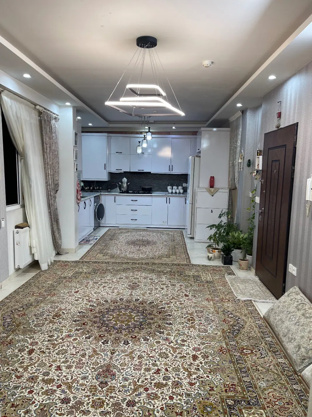 اجاره منزل ماهانه و سالانه دوخواب میدان شهدا