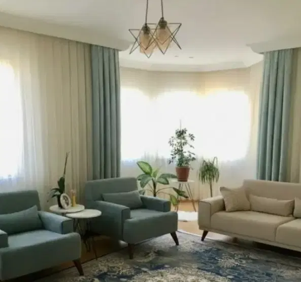 ۱۱۰ متر_طبقه دوم_رو به نما_نبوت_خوش قیمت