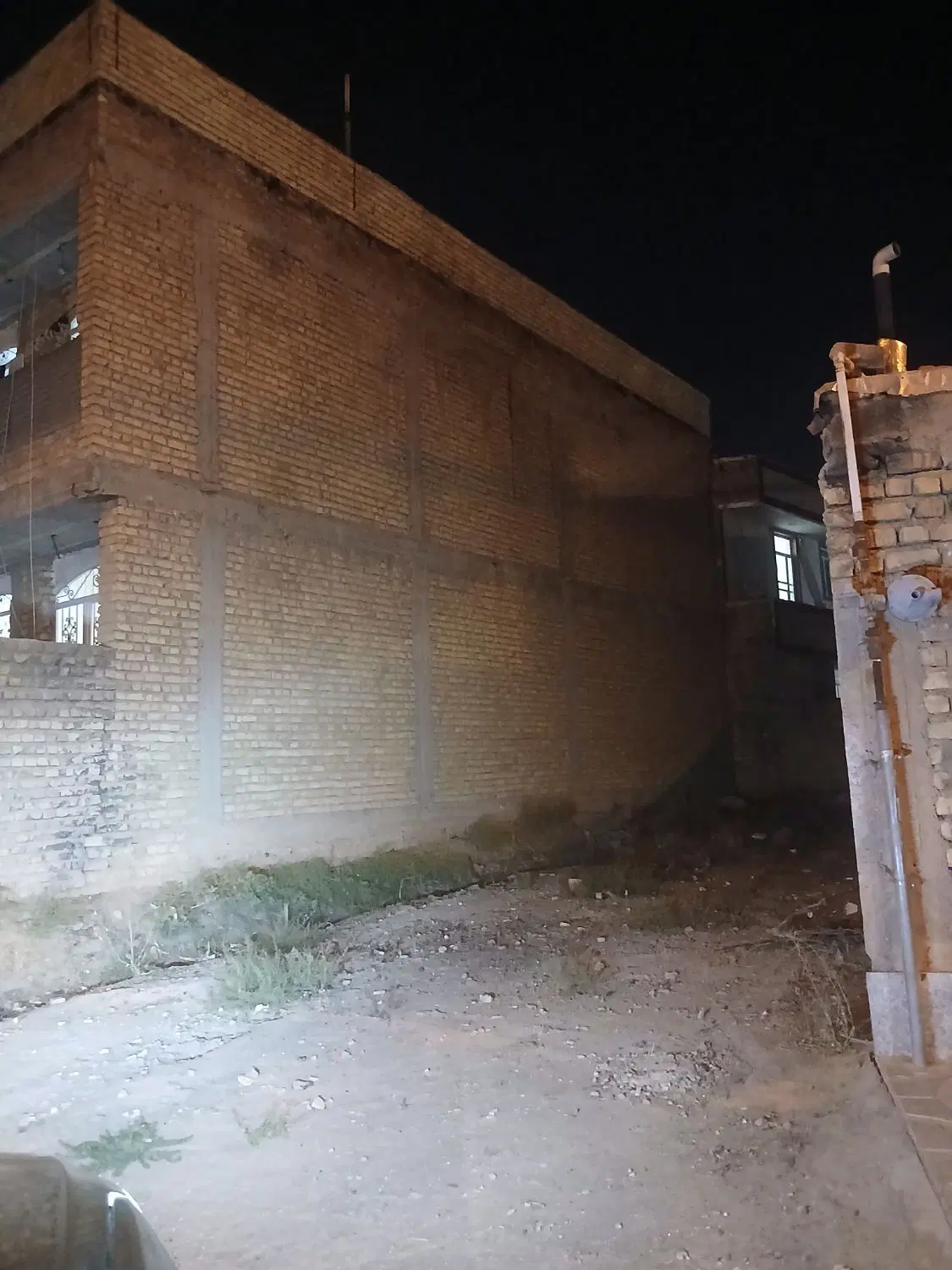 زمین مسکونی مجوز دار