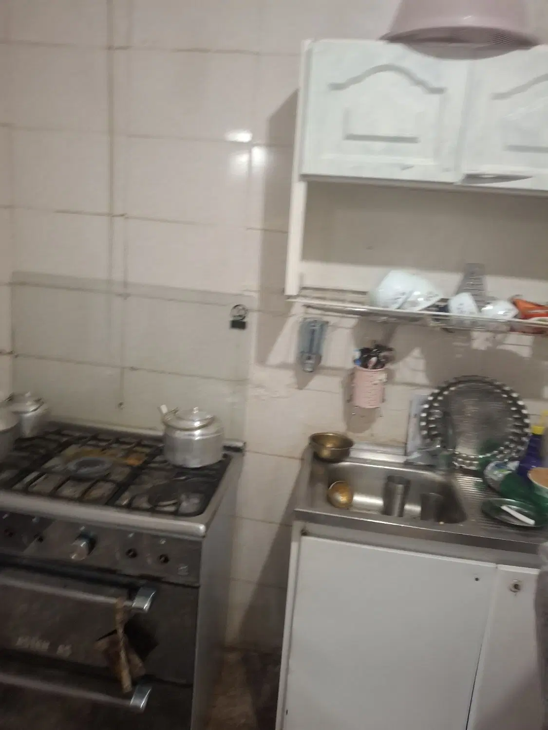 واحد فروشی
