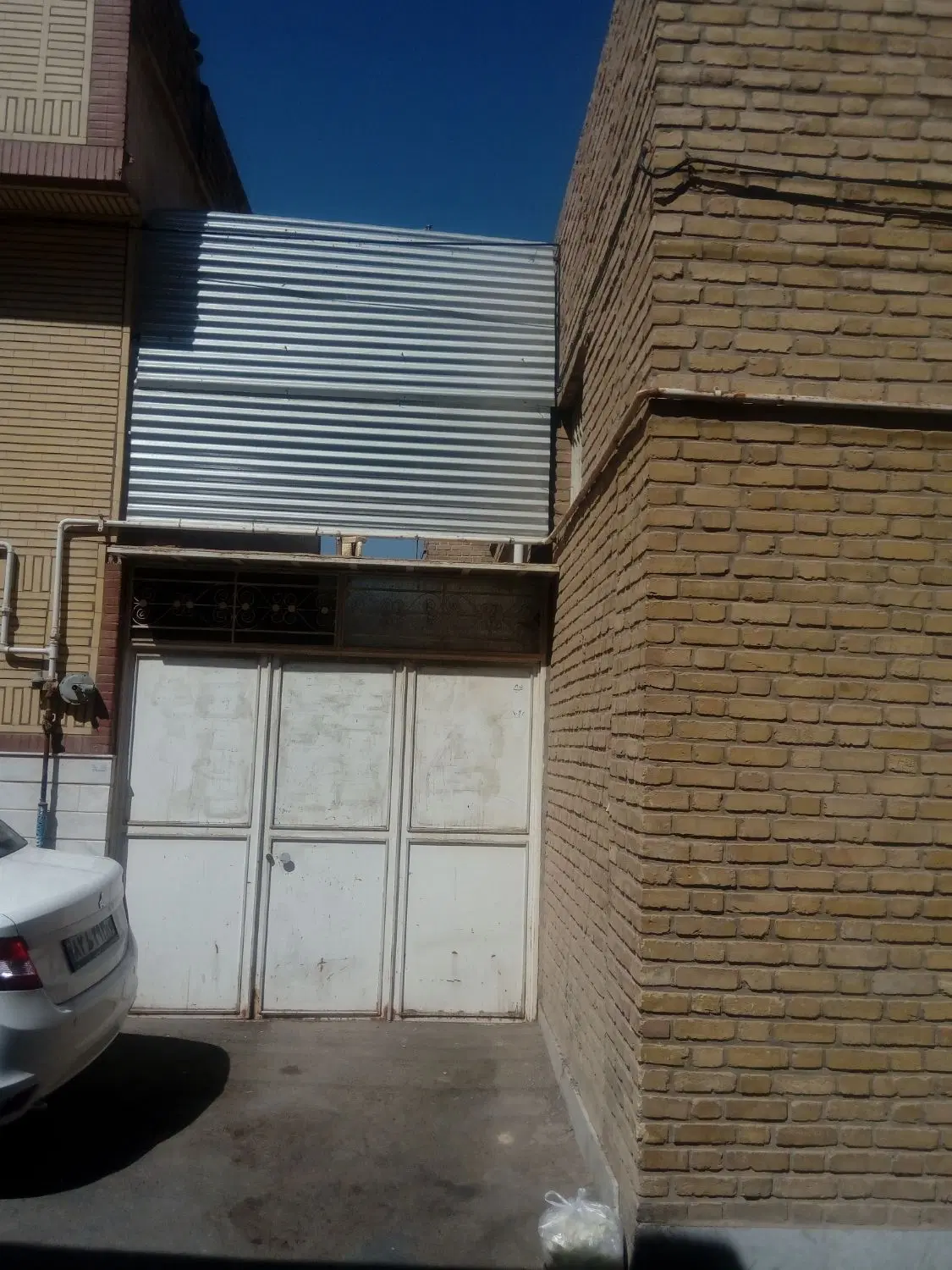 خانه ویلای محله باغ پنبه(بین عماریاسر ۱۸ و باجک۱۷)