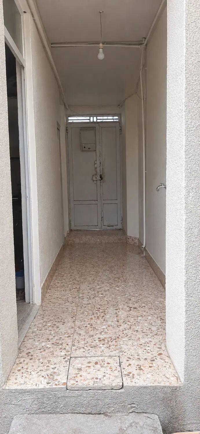 فروش خانه بالای تپه