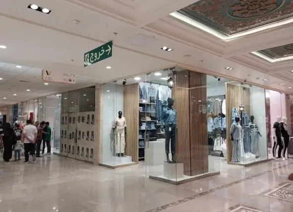 مغازه ۲۰ متری زنانه فروشی در ۱۷ شهریور