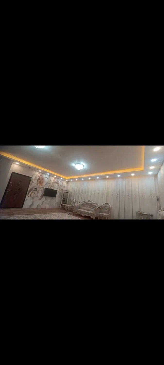 فروش خانه سه طبقه شهرک میلاد مرند