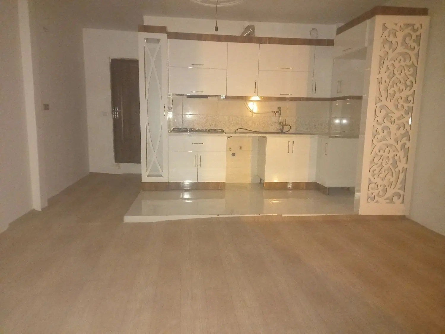 رهن خانه مسکونی طبقه دوم